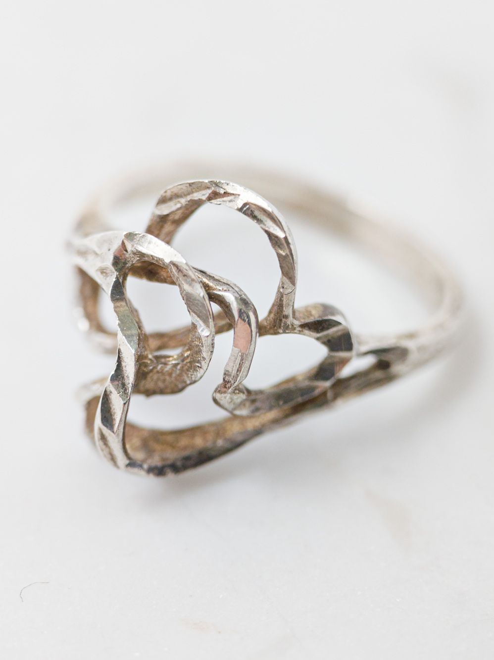 Sterling Silver Abstract Ribbon Ring, Sz 7.25, Diamond-Cut Detail